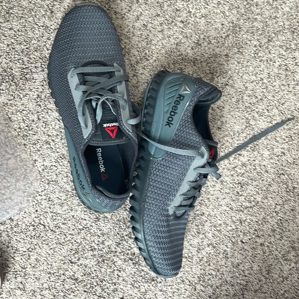 Size 11 Reebok twist form, brand new never worn